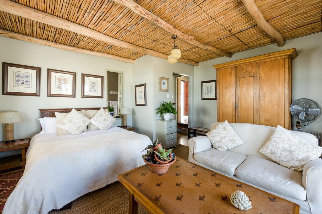 The Oystercatchers Haven At Paternoster Room photo