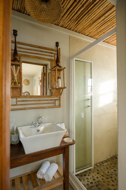 The Oystercatchers Haven At Paternoster Room photo